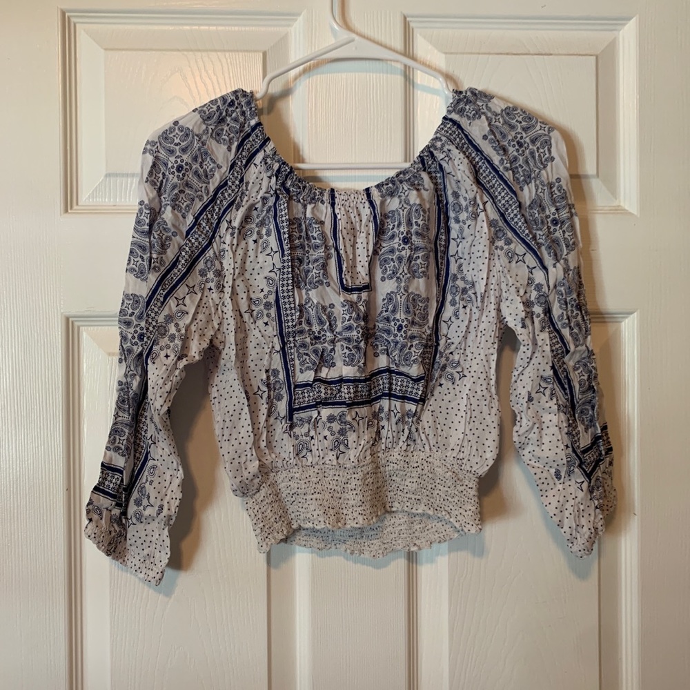 Paisley patterned crop top blouse